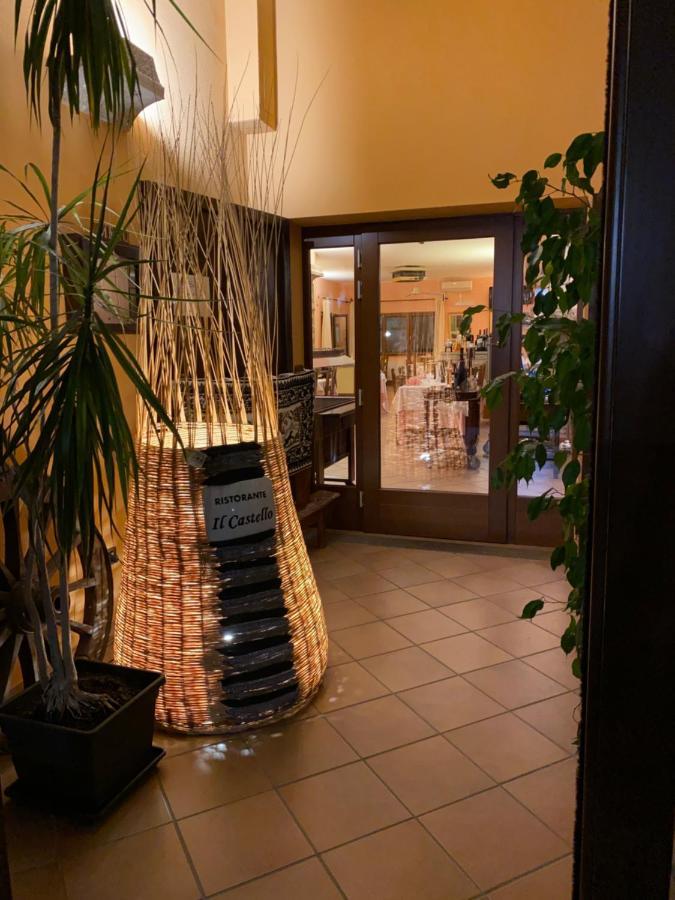 Il Castello Hotell Villaputzu Exteriör bild