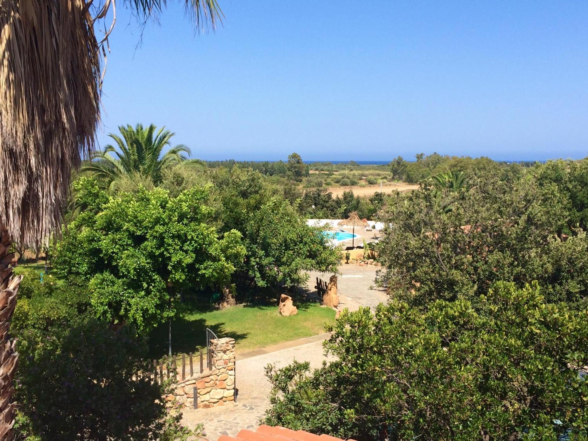 Il Castello Hotell Villaputzu Exteriör bild