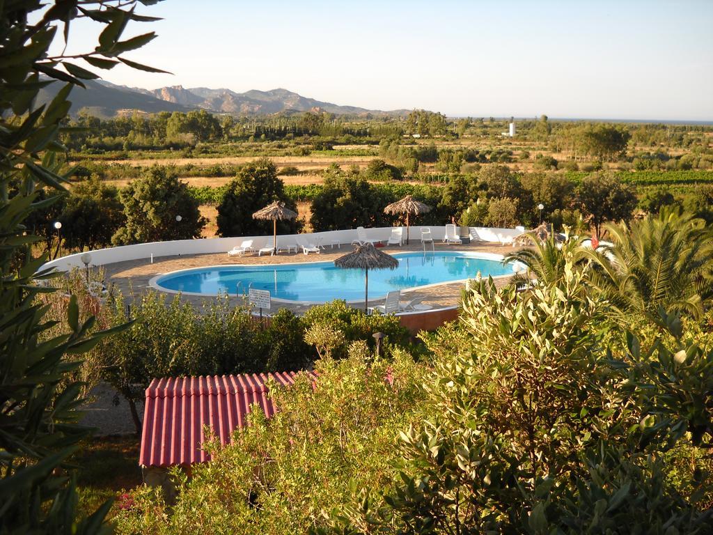 Il Castello Hotell Villaputzu Exteriör bild