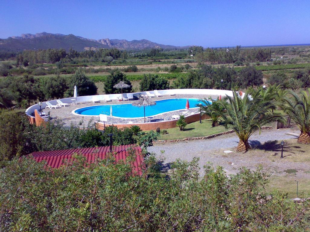 Il Castello Hotell Villaputzu Exteriör bild